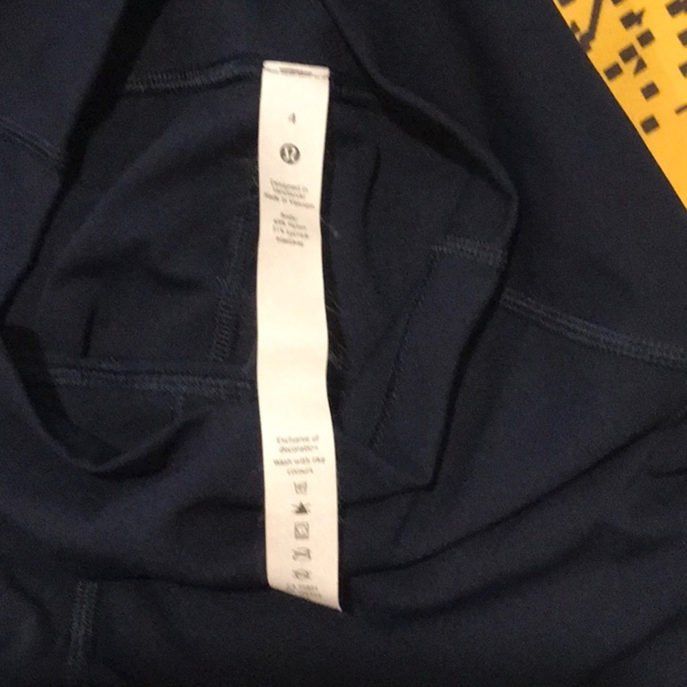 Selling LuLulemons size 8 color dark blue! - Picture 3 of 3